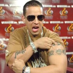 El reggaetonero Daddy Yankee desmiente ser gay tras foto falsa