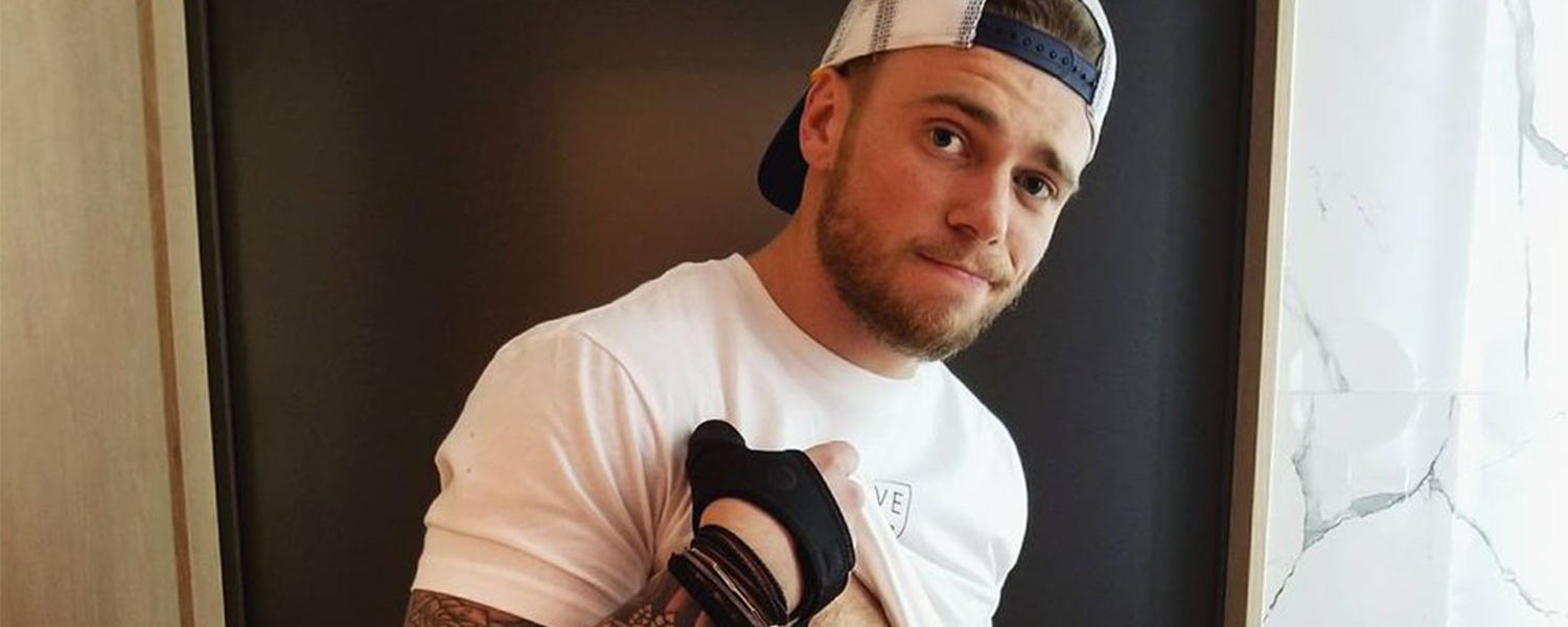 Gus Kenworthy compartió sexy foto de su cuerpo magullado