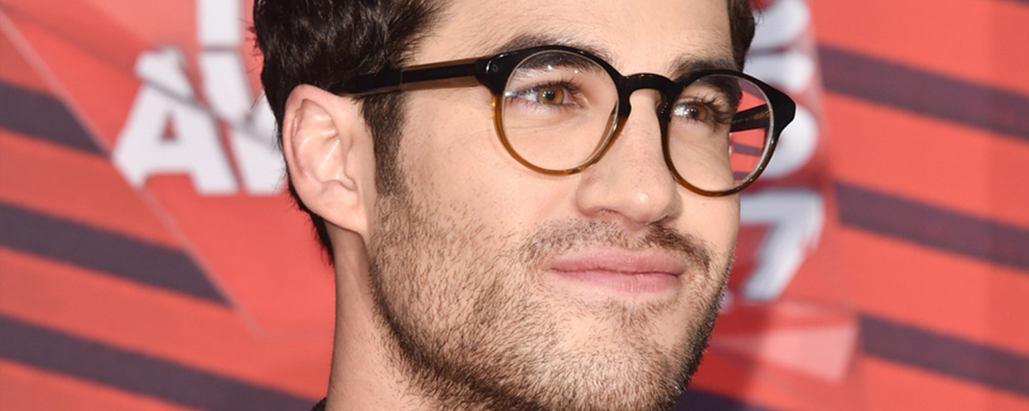 Darren Criss no tiene “problemas” para desnudarse en la pantalla